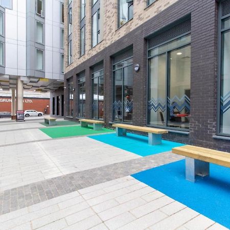 Modern Ensuite Rooms, Sheffield - Sk Luaran gambar