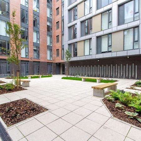 Modern Ensuite Rooms, Sheffield - Sk Luaran gambar