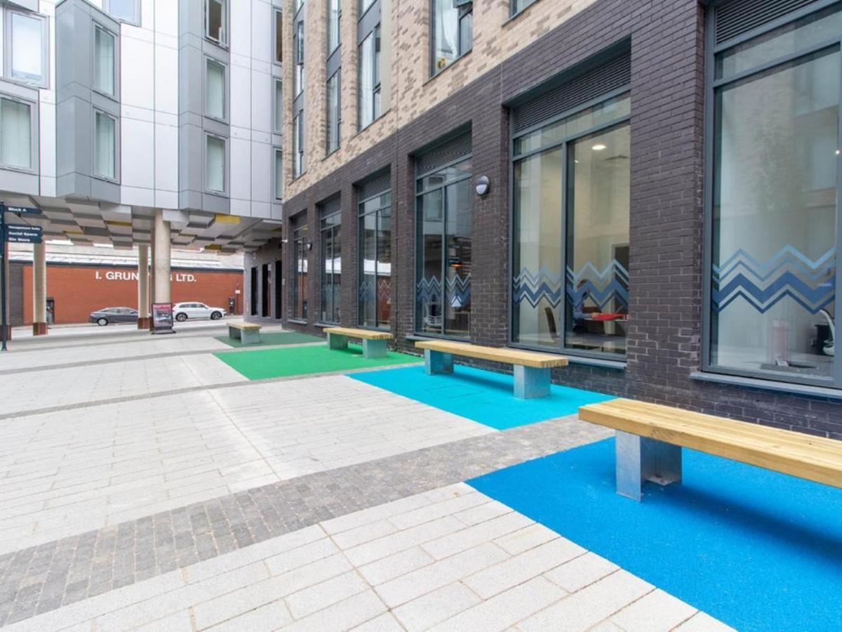Modern Ensuite Rooms, Sheffield - Sk Luaran gambar